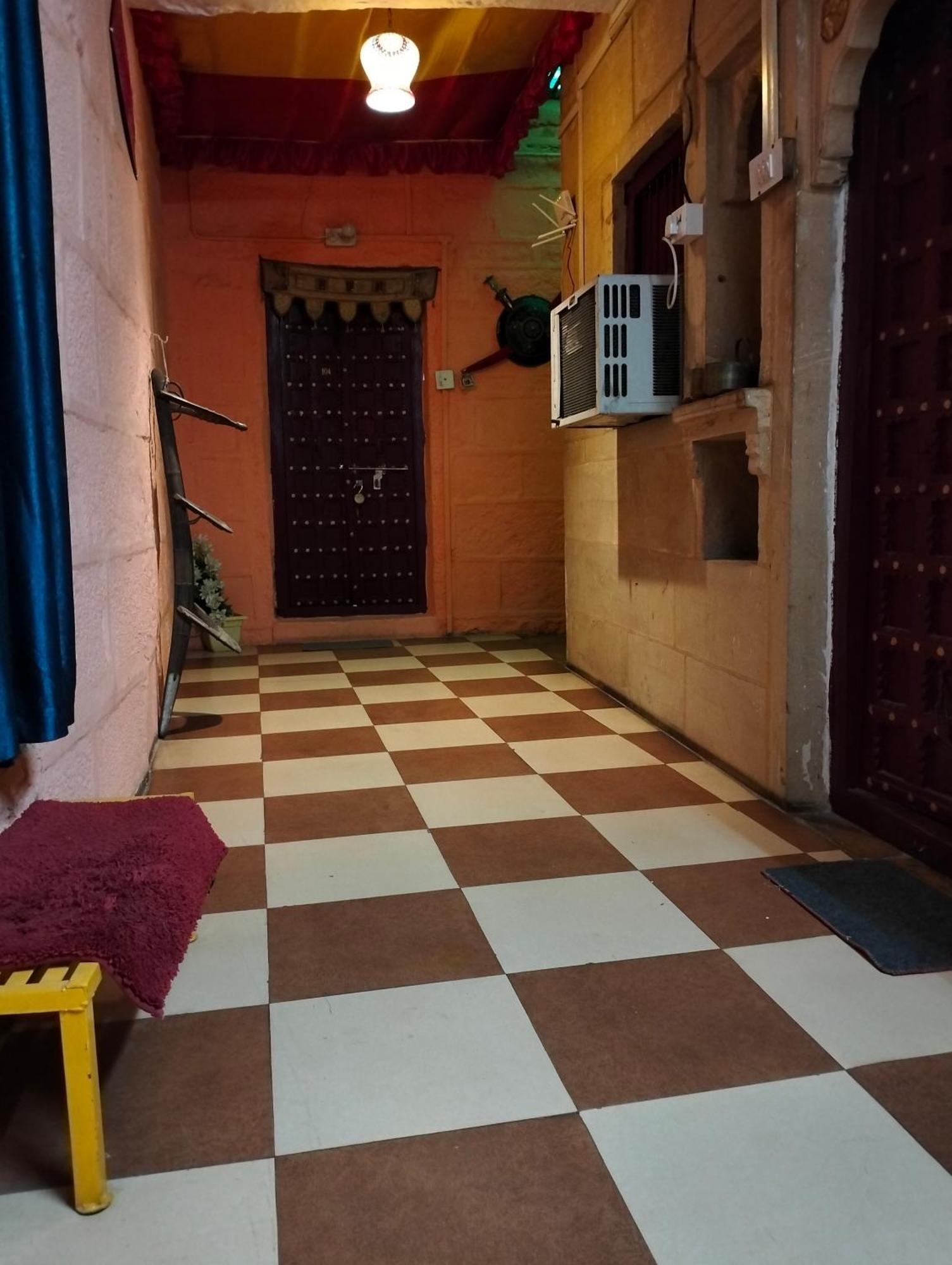 Hostel Peace & Love Homestay Jaisalmer Extérieur photo
