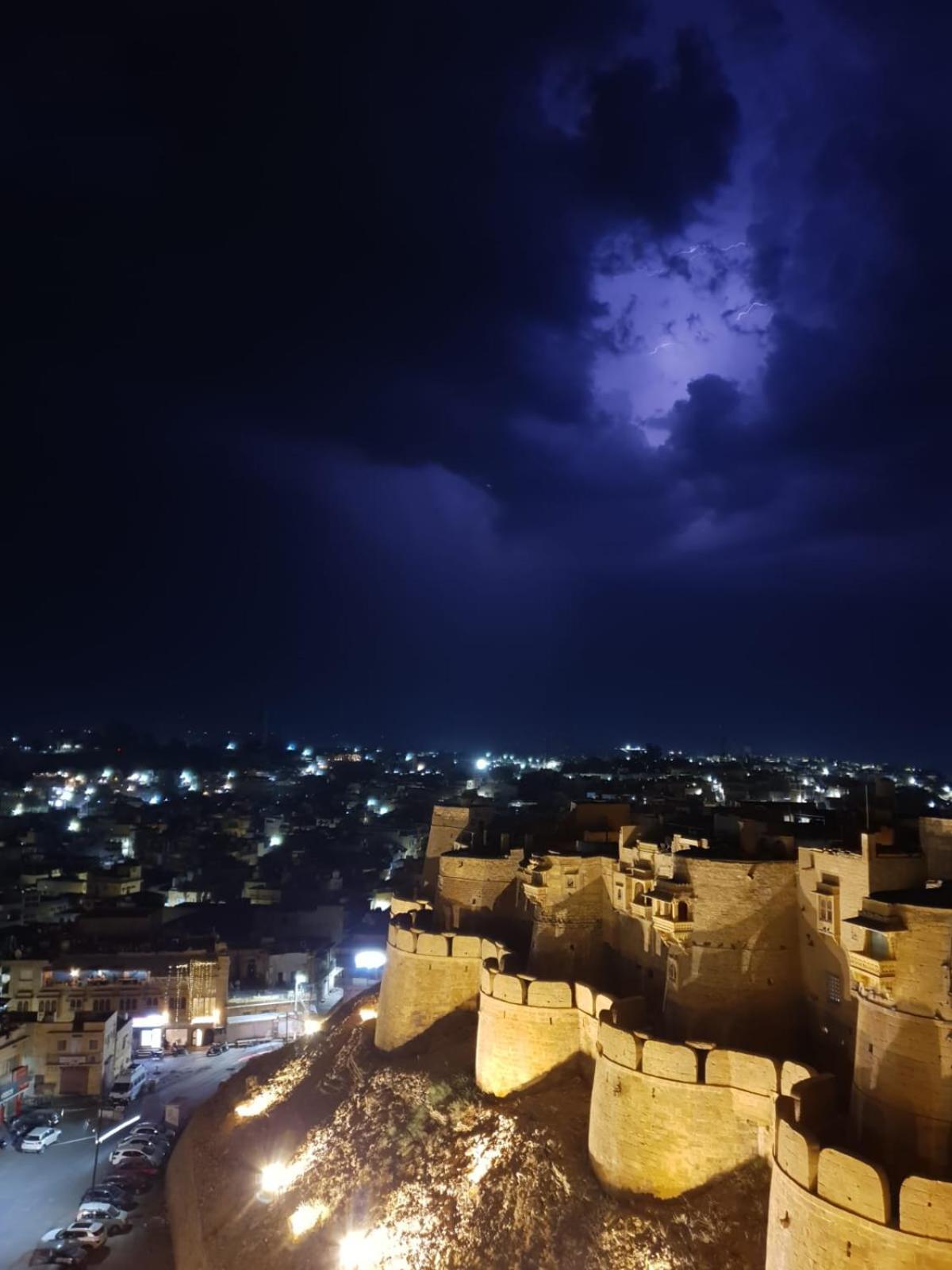 Hostel Peace & Love Homestay Jaisalmer Extérieur photo