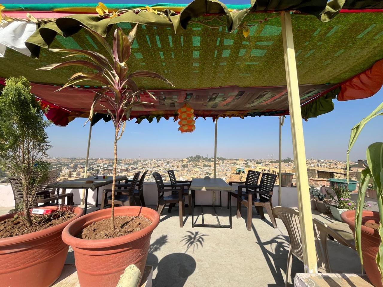 Hostel Peace & Love Homestay Jaisalmer Extérieur photo